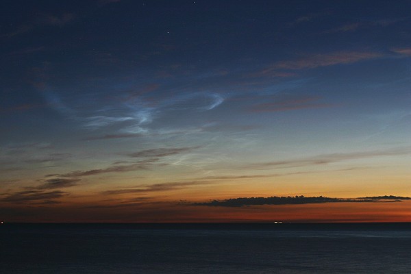 22:11 UTC   f=50mm  unscharfe Maske / unsharp masking