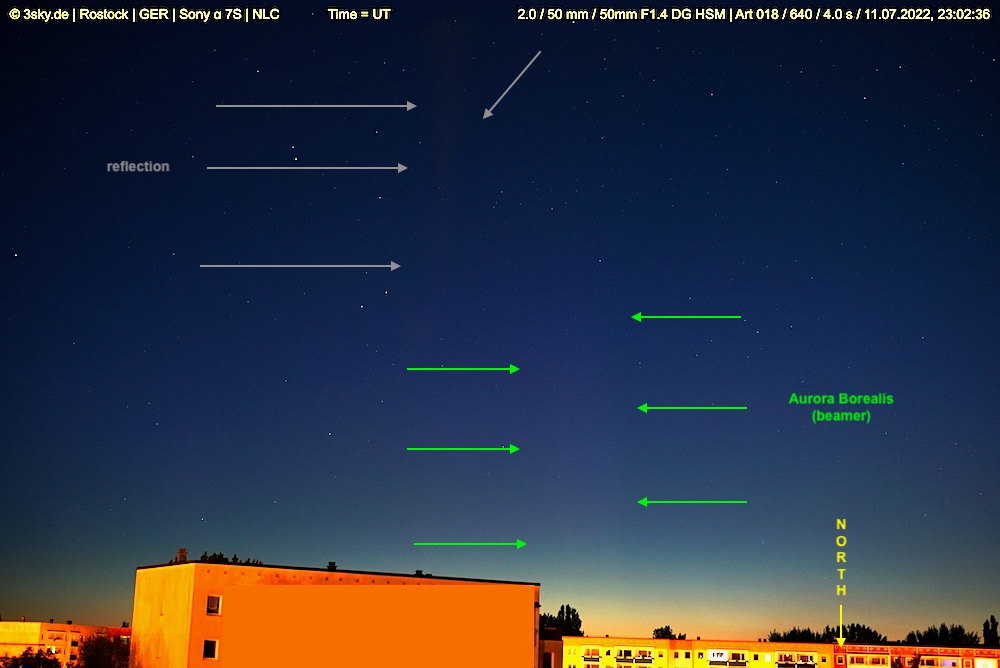 Aurora
                      Borealis above Northern Germany when NLC faded
                      away